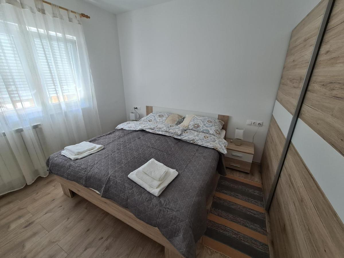 Simun Apartment Karlovac Exterior photo